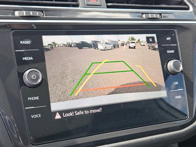 Used 2024 Volkswagen Tiguan SE image 14