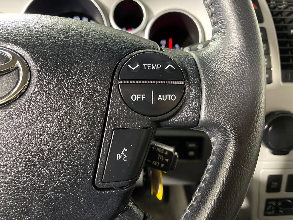 Used 2008 Toyota Sequoia Platinum image 27