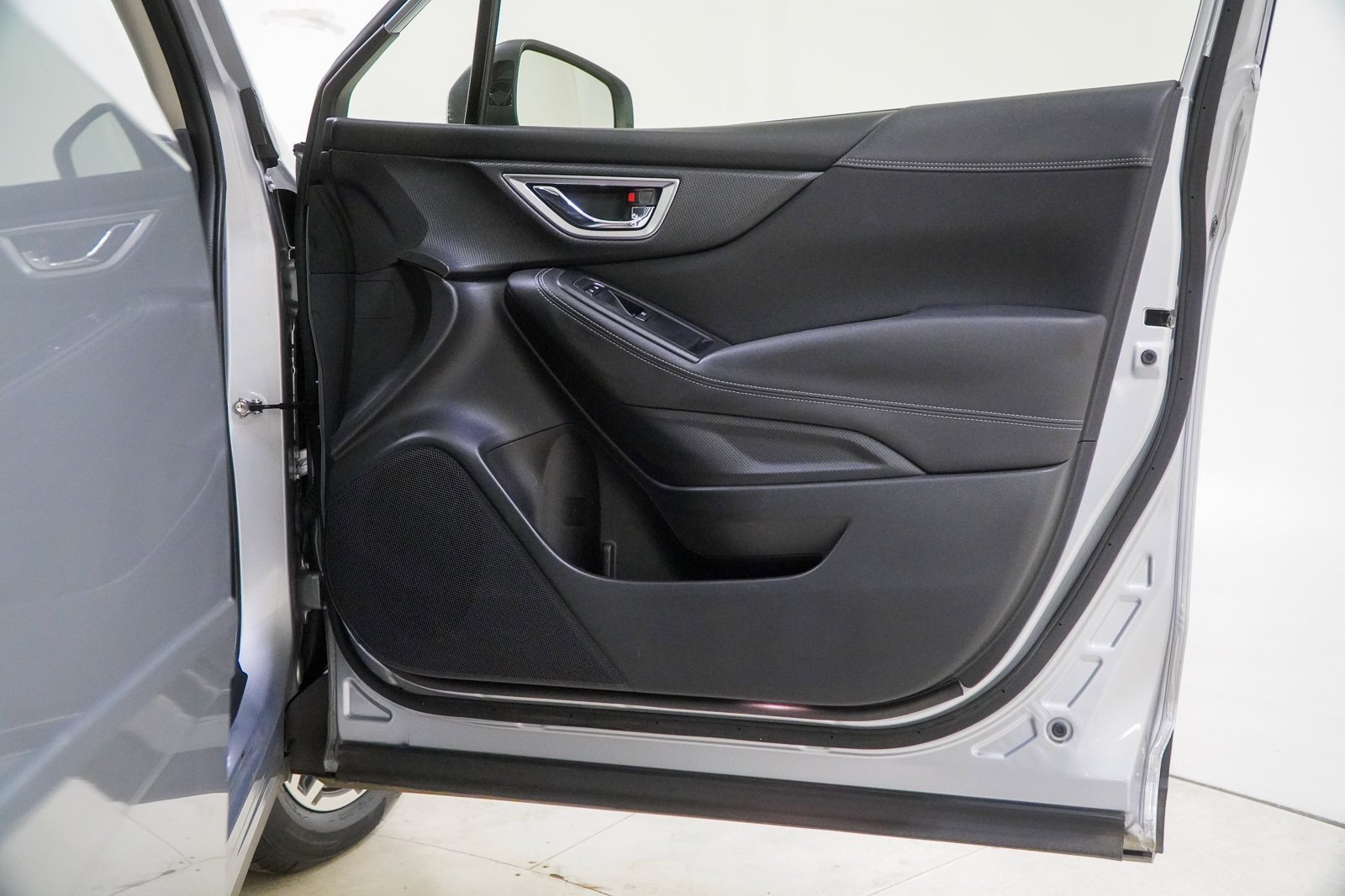 Used 2023 Subaru Forester Premium image 35