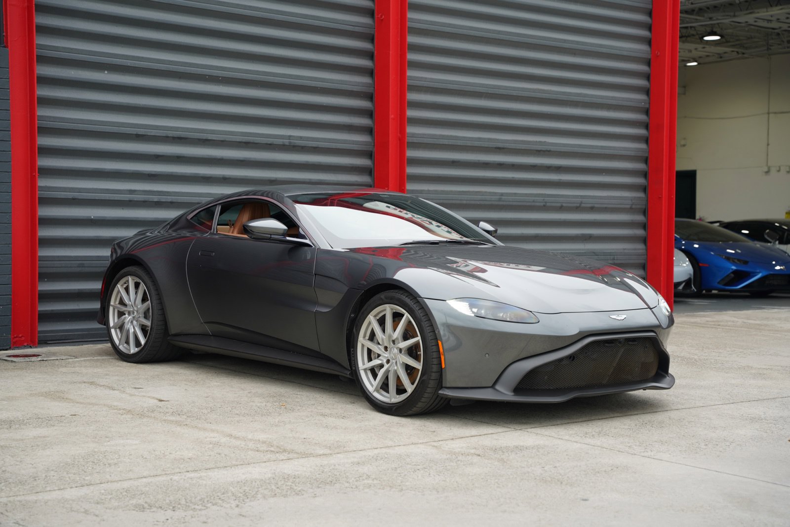 Used 2020 Aston Martin V8 Vantage Coupe RWD image 10