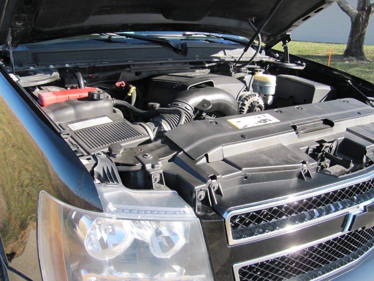 Used 2008 Chevrolet Avalanche LTZ w/ LTZ Preferred Equipment Group AWD/4WD image 5
