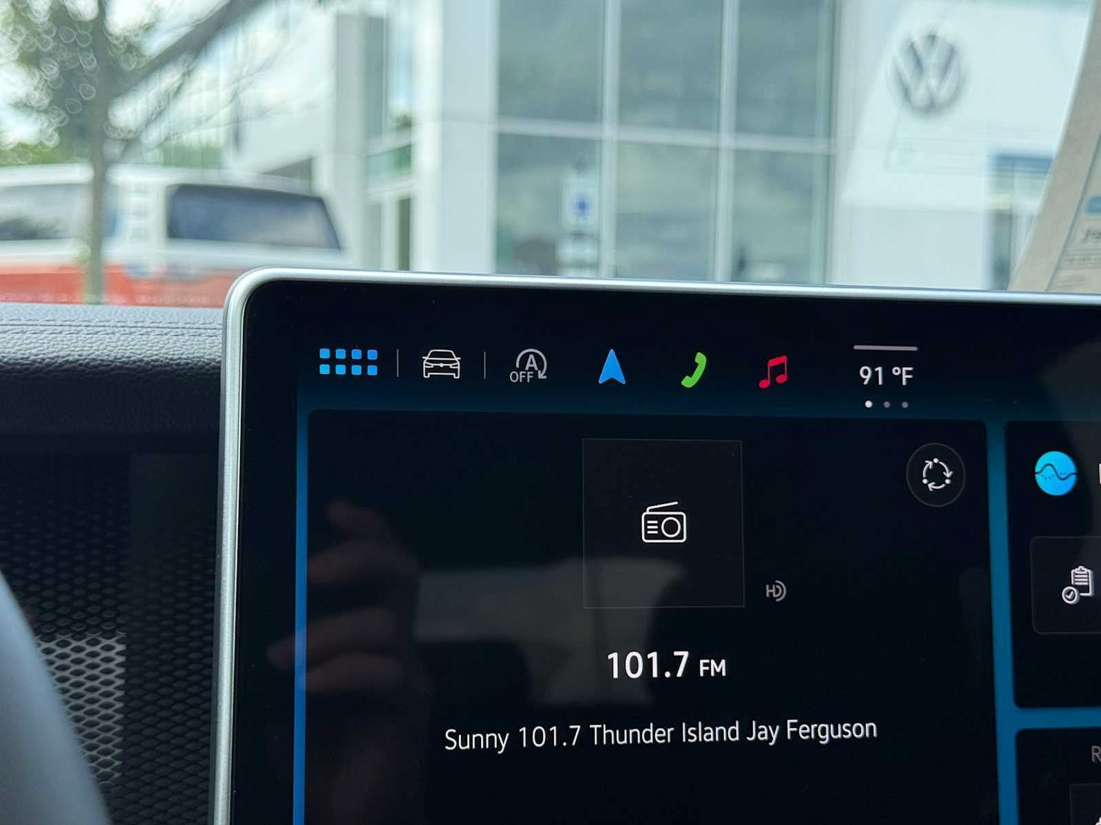 New 2026 Volkswagen Tiguan SE AWD/4WD image 19
