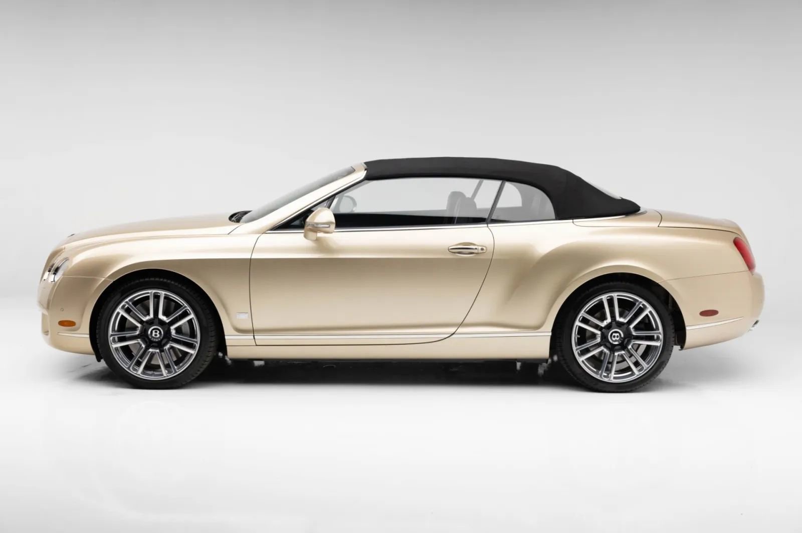 Used 2011 Bentley Continental GTC AWD/4WD image 25