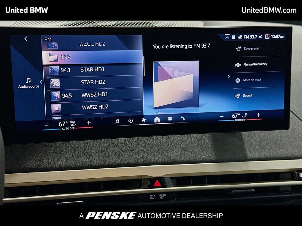 New 2026 BMW iX xDrive60 w/ Premium Package AWD/4WD image 8