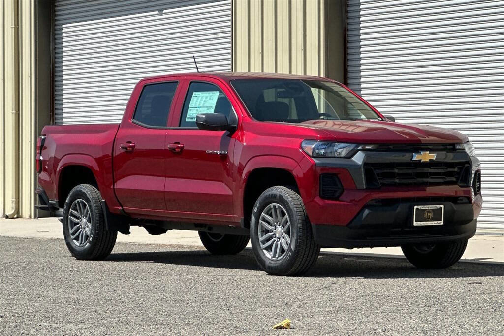 New 2025 Chevrolet Colorado LT w/ Advanced Trailering Package image 9