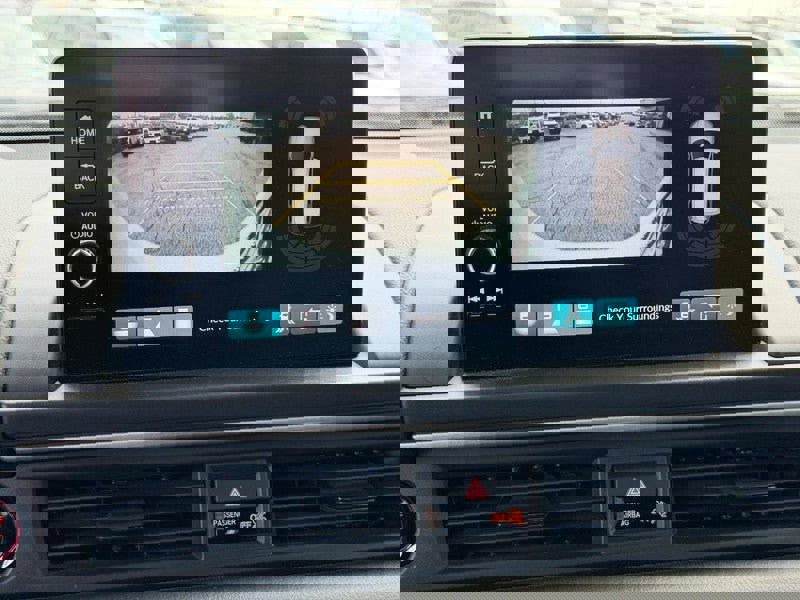 Used 2025 Honda Pilot Touring image 23