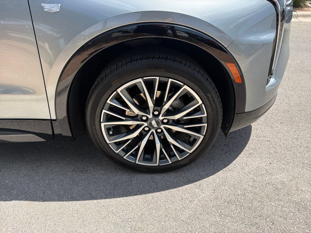 Certified 2024 Cadillac XT4 Sport AWD/4WD image 16