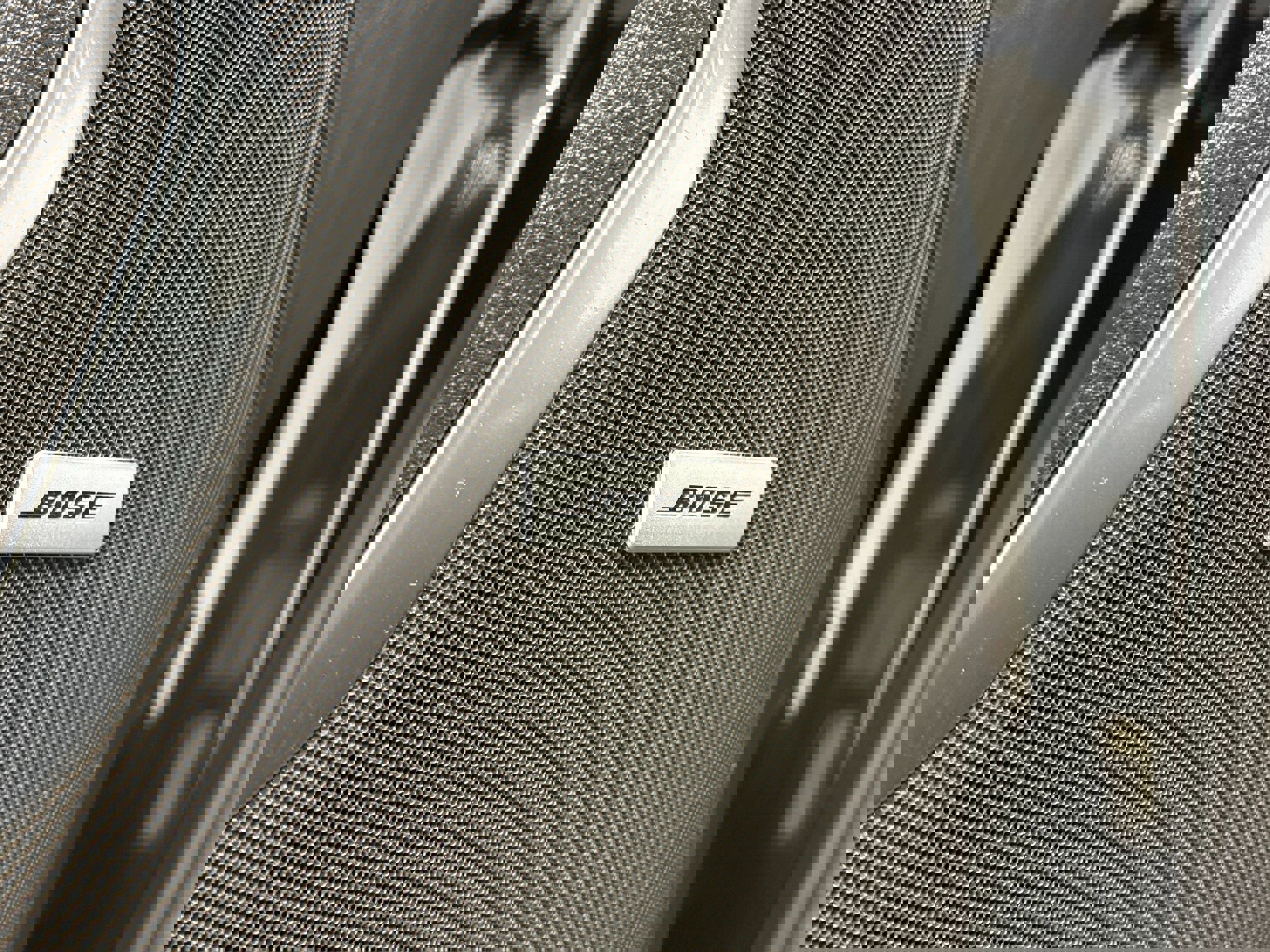 Used 2024 Chevrolet Suburban RST w/ Luxury Package image 13