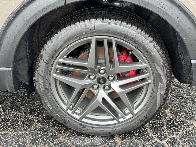 New 2026 Ford Explorer ST w/ Sun And Sound Package AWD/4WD image 14
