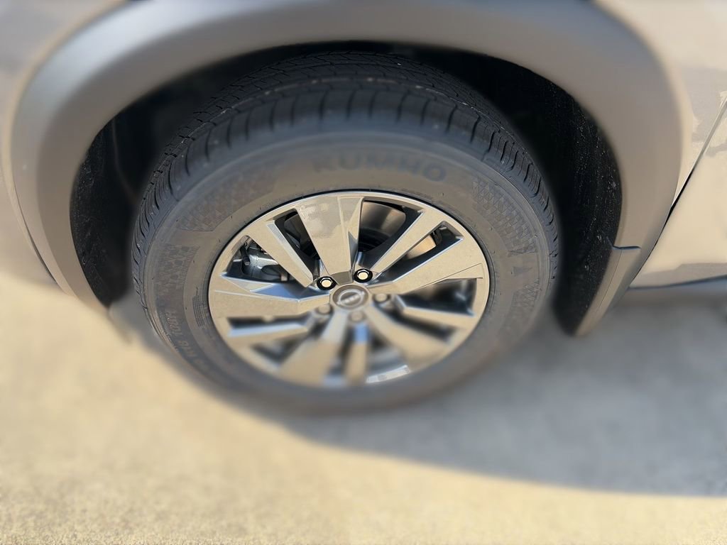 New 2026 Nissan Pathfinder SV image 10