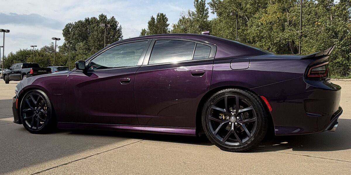 Used 2020 Dodge Charger R/T w/ Blacktop Package RWD image 33