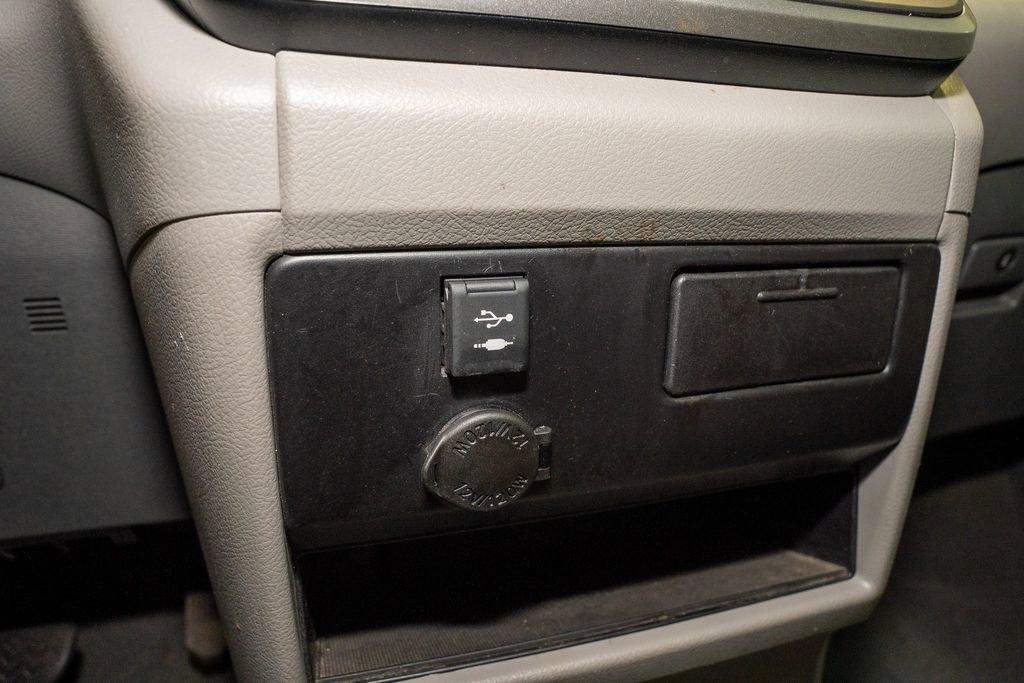 Used 2020 Toyota Sienna LE image 16