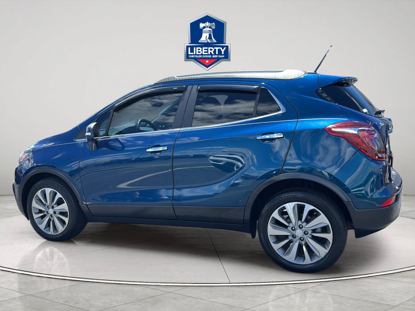Used 2019 Buick Encore Preferred FWD image 6