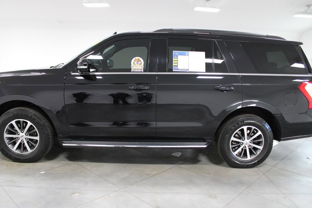 Used 2019 Ford Expedition XLT w/ Equipment Group 202A image 6