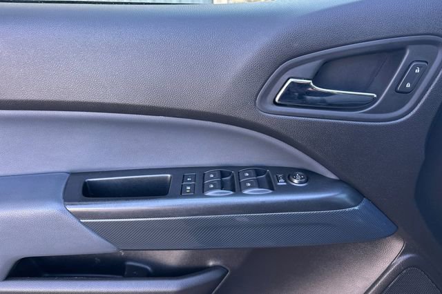 Used 2016 Chevrolet Colorado Z71 image 14