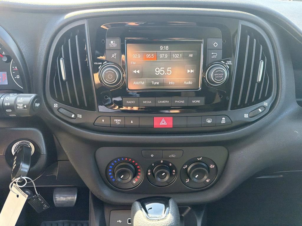 Used 2022 RAM ProMaster City Tradesman FWD image 27