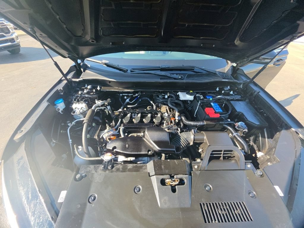 Used 2025 Honda CR-V EX-L image 9