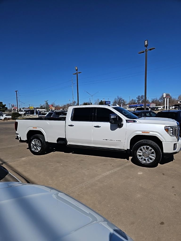 Used 2022 GMC Sierra 3500 Denali w/ Denali Ultimate Package image 4