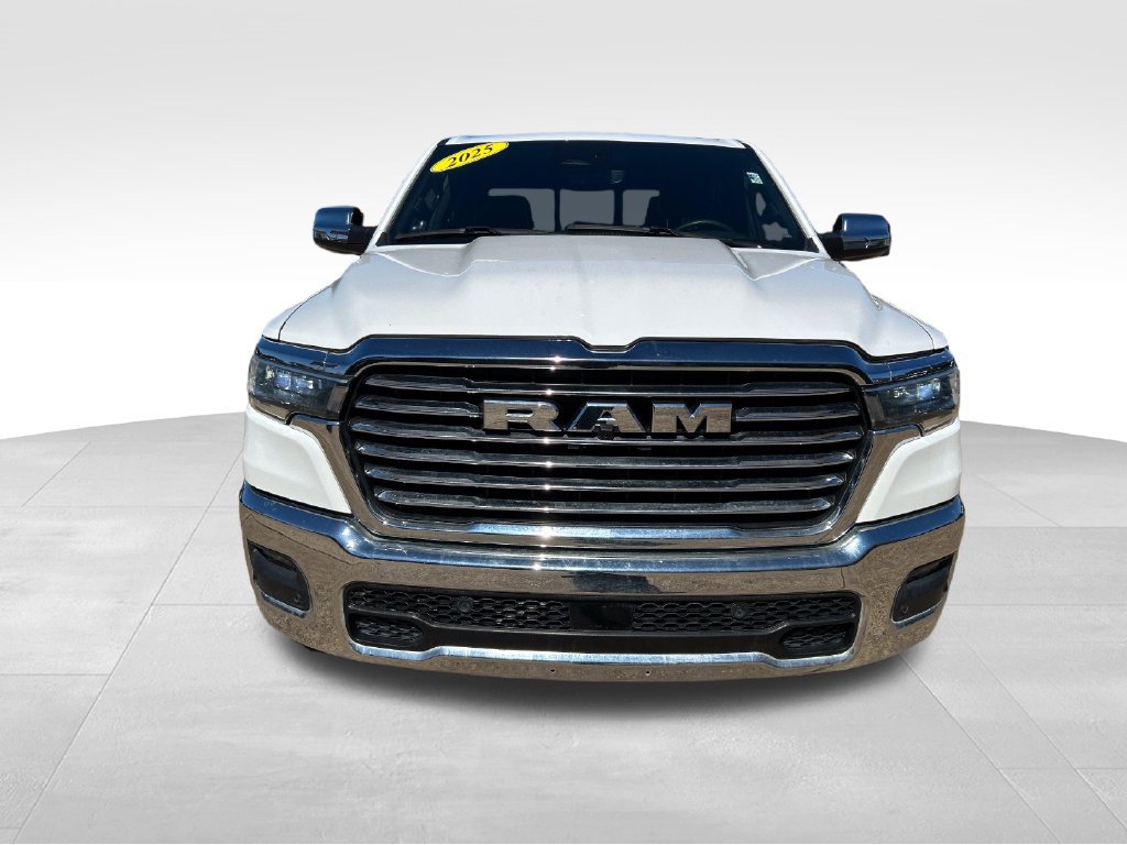 Used 2025 RAM 1500 Laramie AWD/4WD image 9