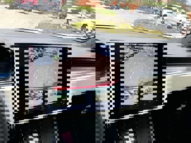 Used 2023 Tesla Model S Plaid image 21