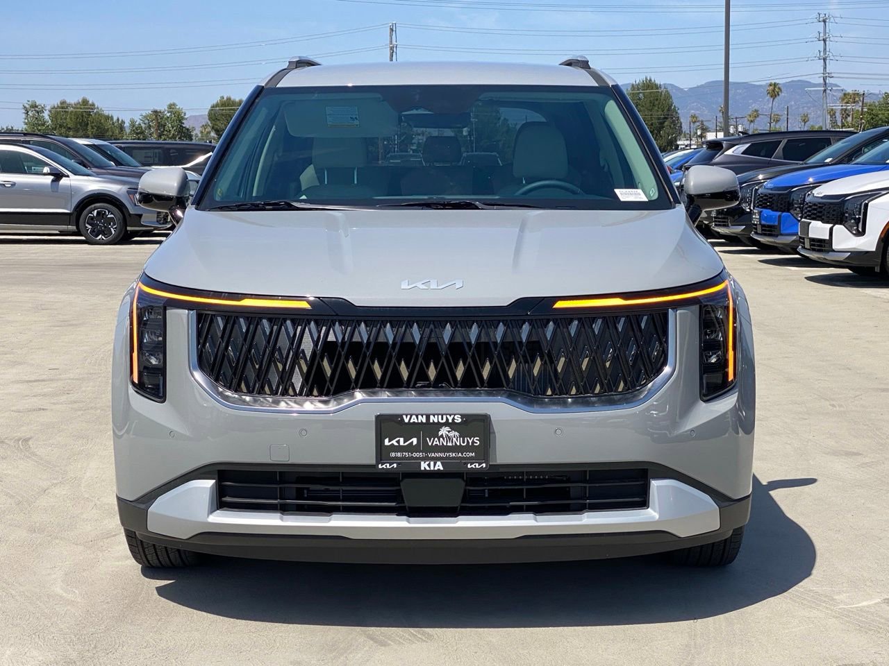 New 2026 Kia Carnival EX image 9