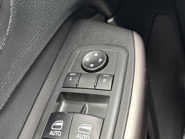 Used 2020 Jeep Cherokee Limited AWD/4WD image 24