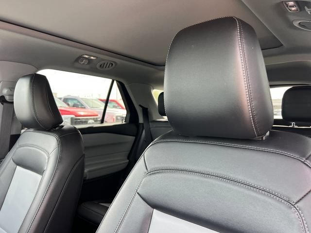 Certified 2023 Ford Explorer XLT w/ Equipment Group 202A AWD/4WD image 14