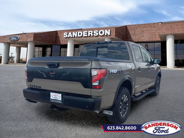 Used 2021 Nissan Titan PRO-4X w/ Pro-4x Convenience Package AWD/4WD image 3