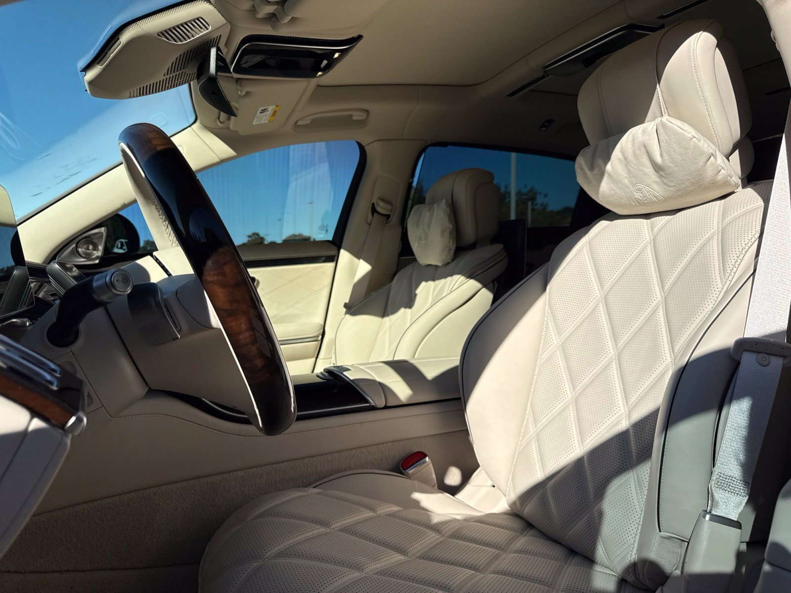 Used 2026 Mercedes-Benz Maybach S 680 4MATIC image 14