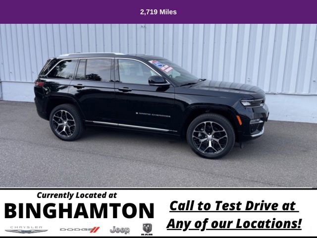 Used 2022 Jeep Grand Cherokee Summit image 2