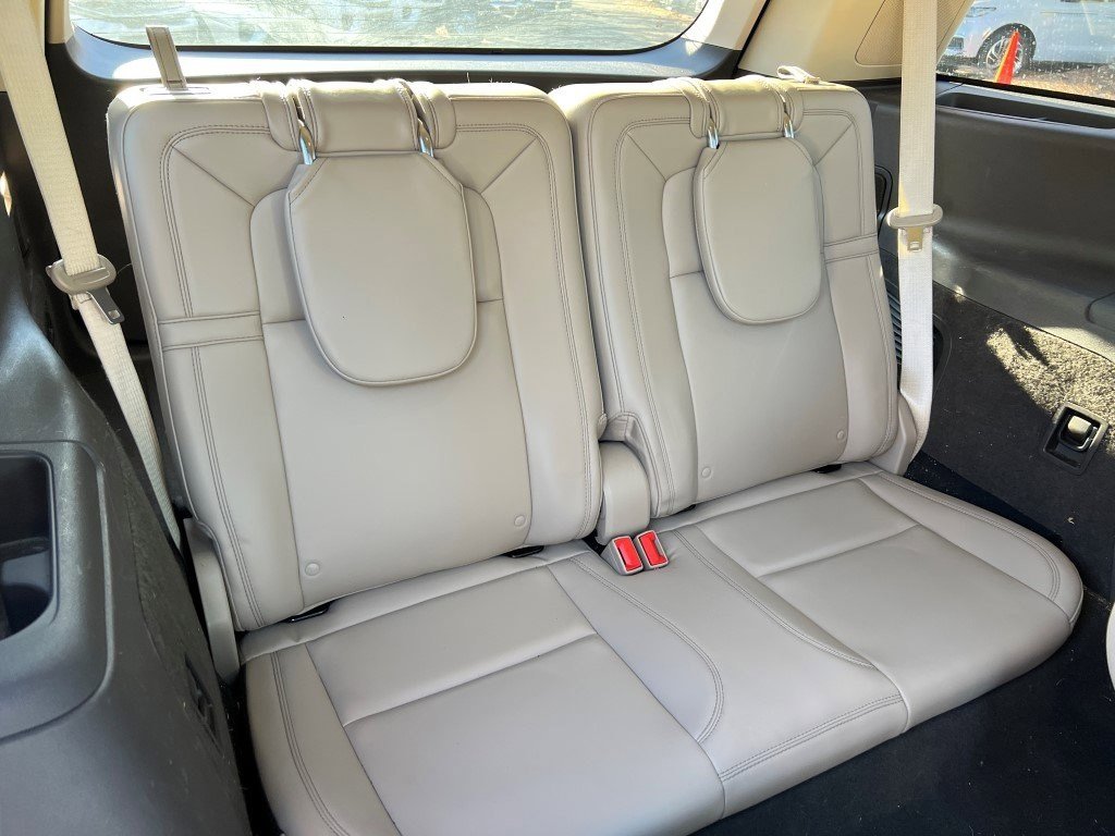 Used 2021 Lincoln Aviator Reserve w/ Equipment Group 202A image 16