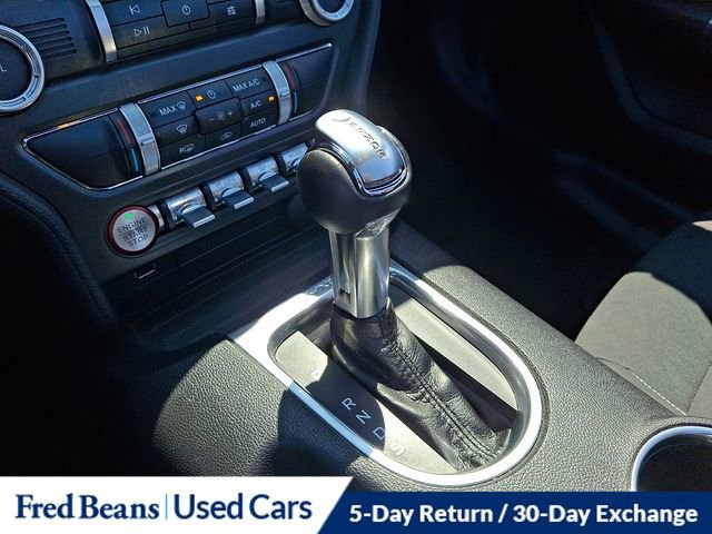 Certified 2019 Ford Mustang Convertible w/ Equipment Group 101A image 21