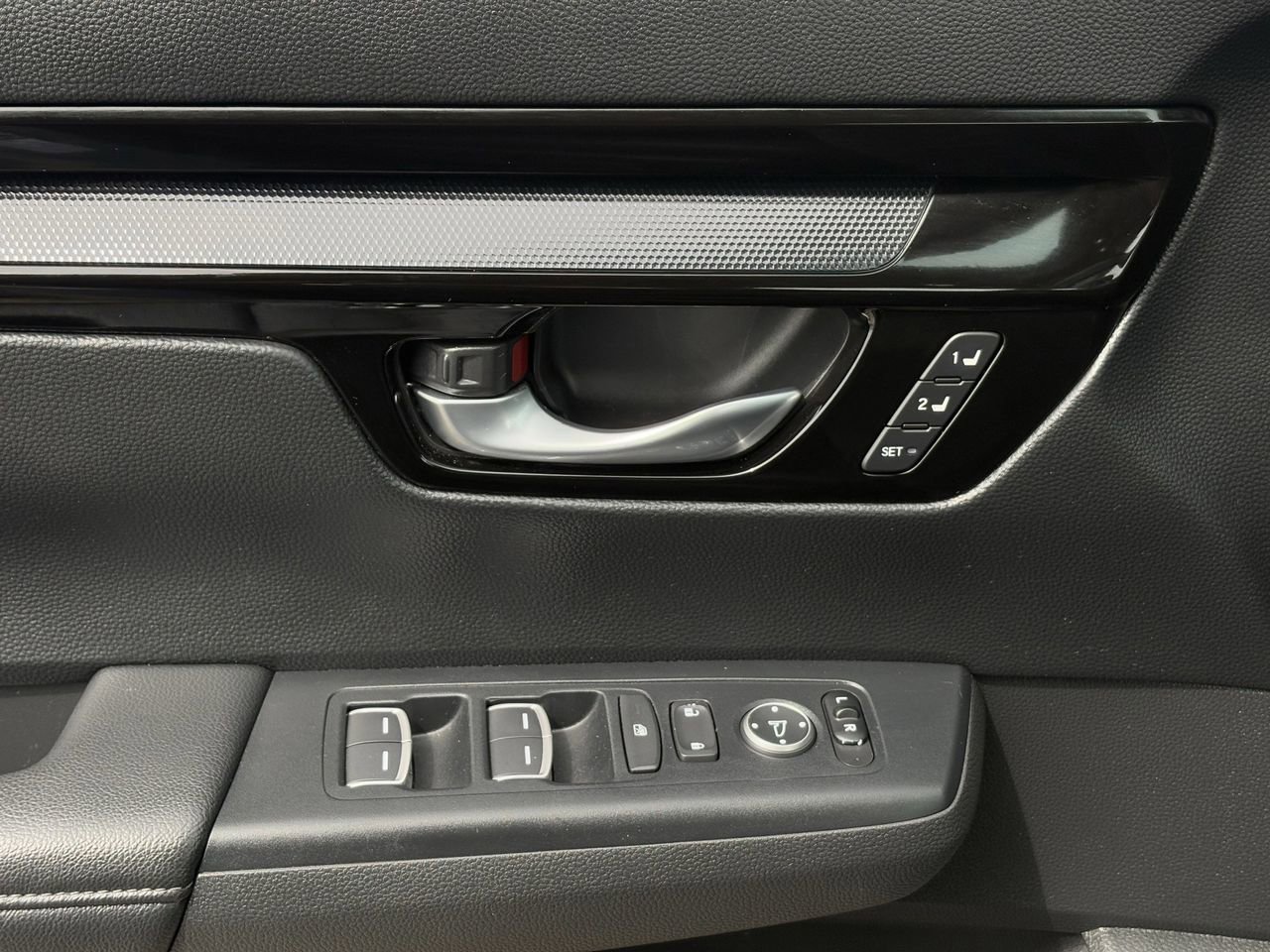 Used 2024 Honda CR-V EX-L image 25