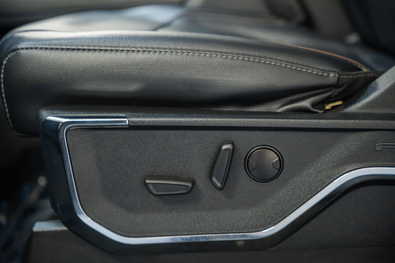 Certified 2023 Ford F150 Lariat image 42