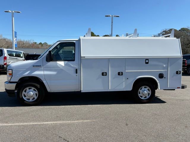 New 2025 Ford E-350 and Econoline 350 Super Duty w/ Power Equipment Group image 2