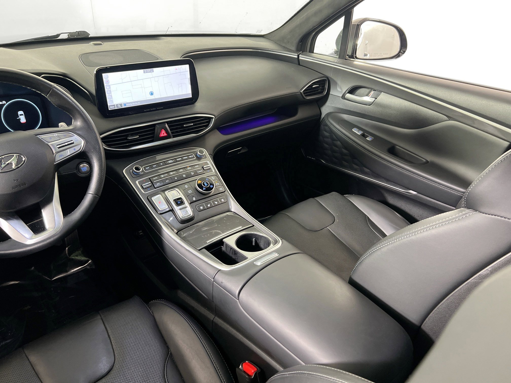 Used 2022 Hyundai Santa Fe Calligraphy image 24