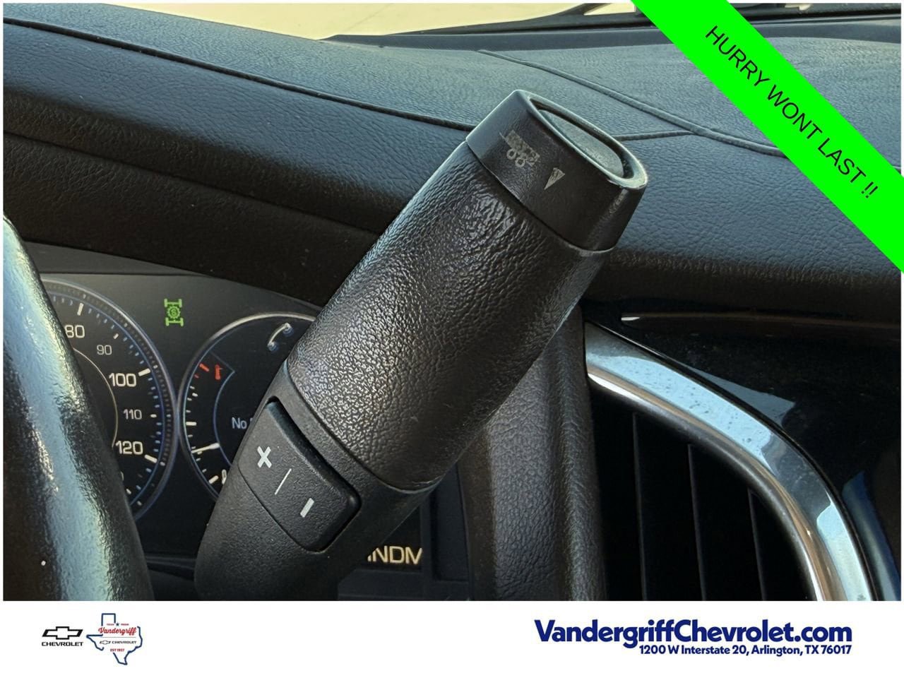 Used 2015 Cadillac Escalade Premium RWD image 18