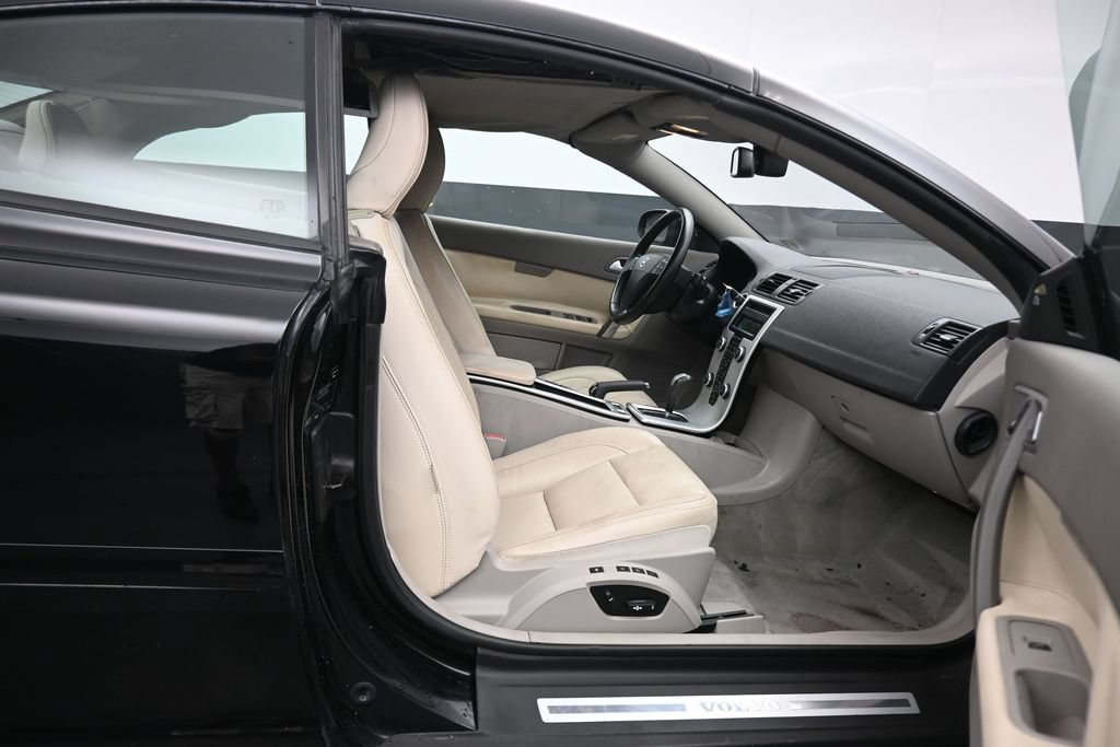 Used 2011 Volvo C70 T5 FWD image 29