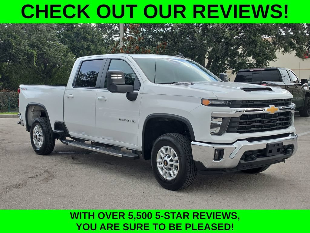 Used 2025 Chevrolet Silverado 2500 LT w/ Convenience Package AWD/4WD image 3