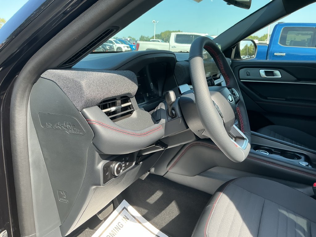 New 2026 Ford Explorer ST-Line AWD/4WD image 15