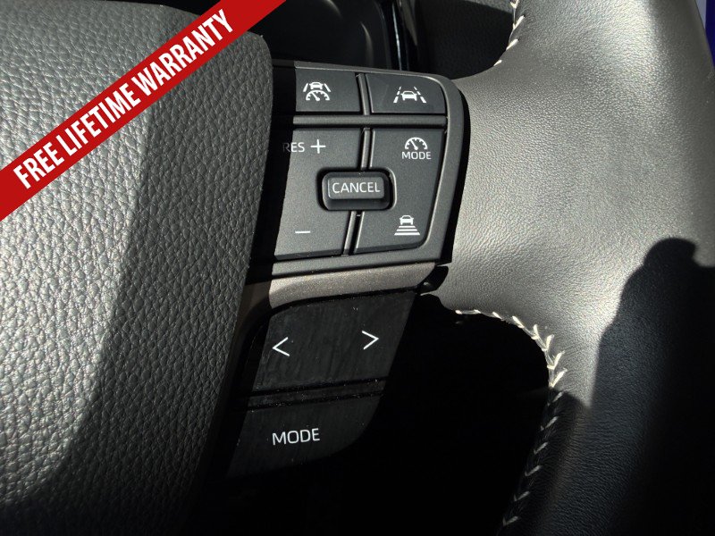 Used 2025 Toyota Camry SE FWD image 33