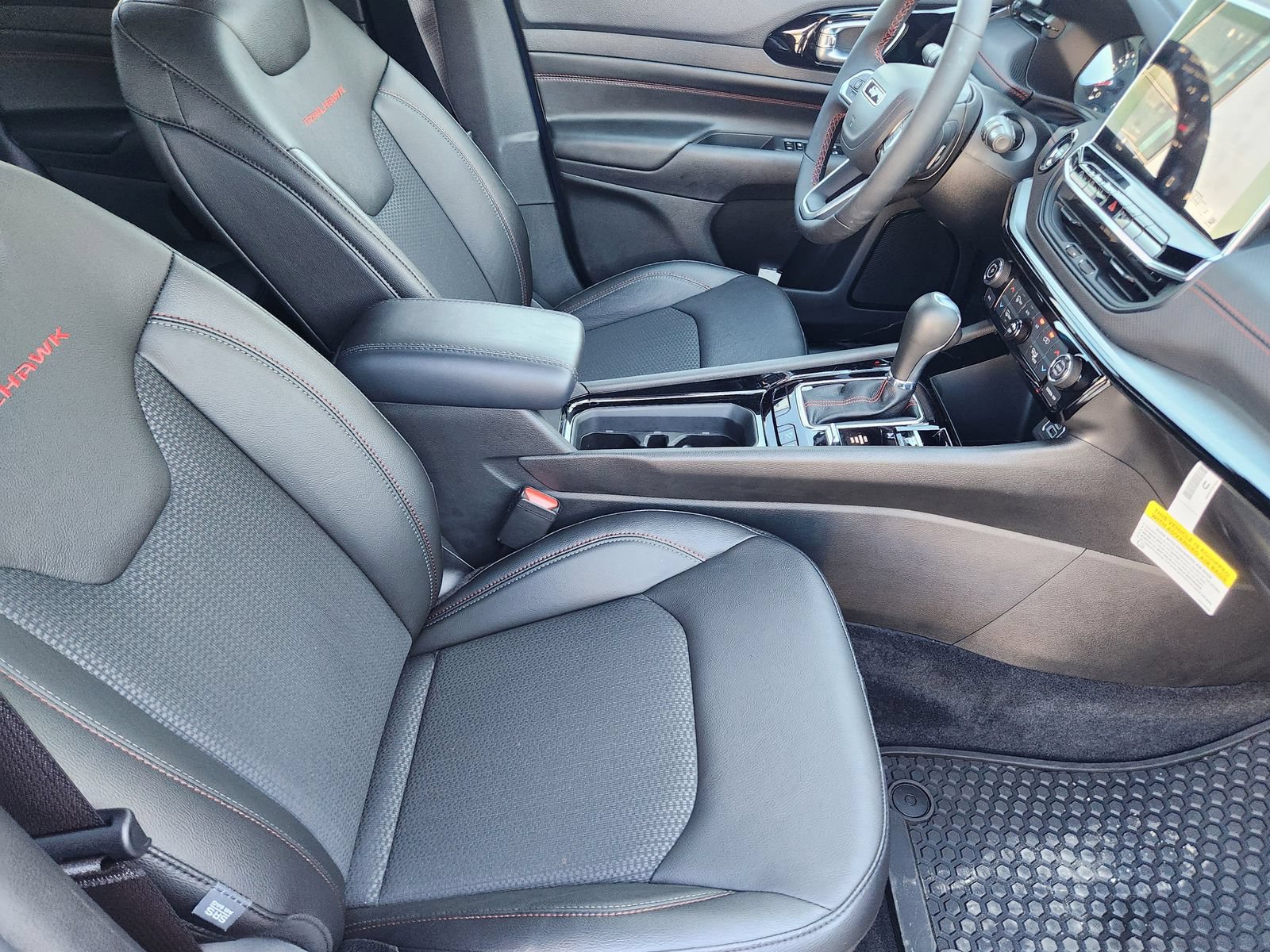 New 2025 Jeep Compass Trailhawk AWD/4WD image 15