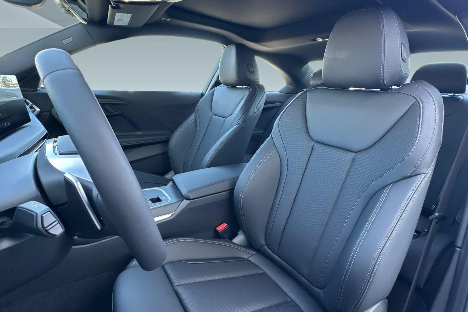 New 2026 BMW 230i Coupe w/ Premium Package RWD image 5