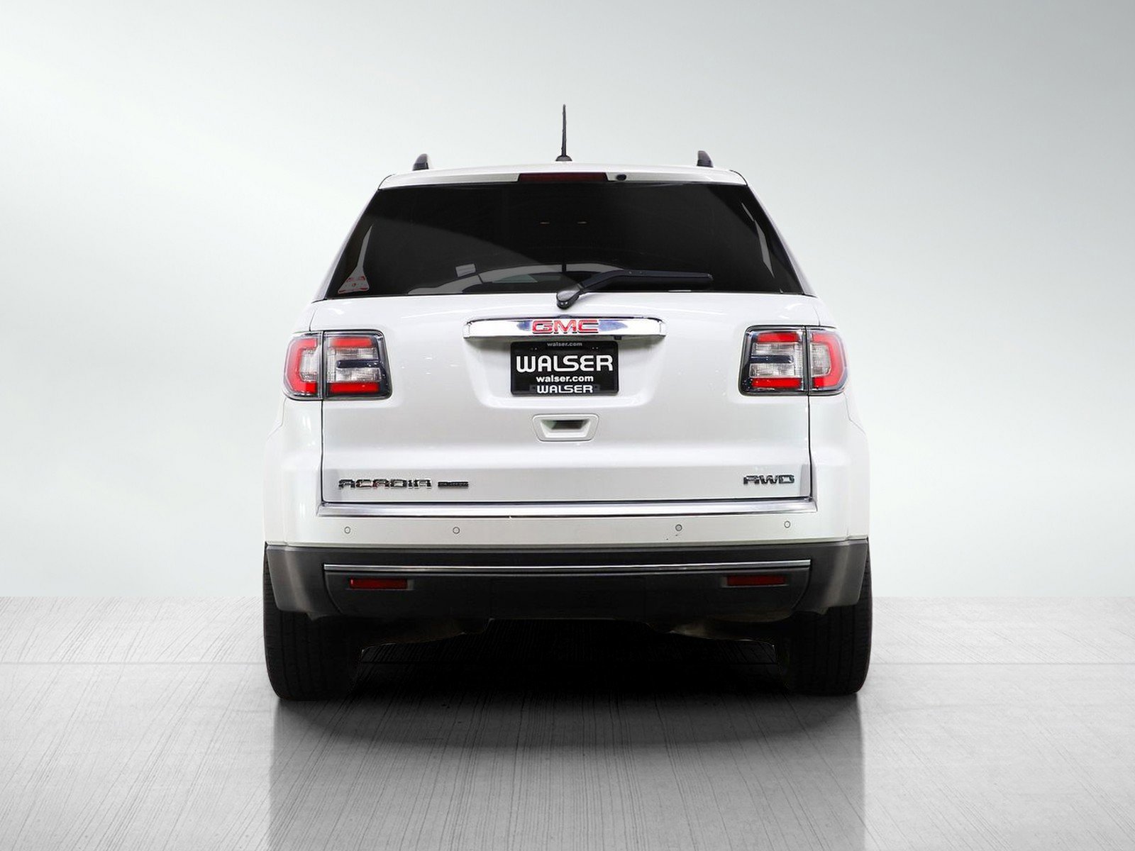 Used 2017 GMC Acadia Limited SLT image 4