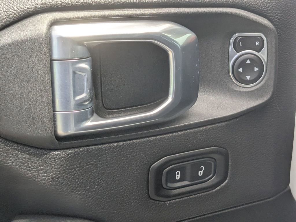 Used 2022 Jeep Gladiator Mojave w/ LED Lighting Group image 16