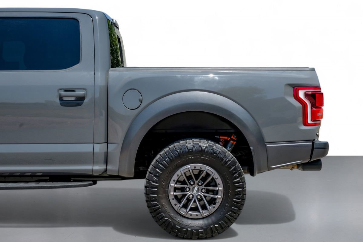 Used 2020 Ford F150 Raptor w/ Equipment Group 802A Luxury image 11