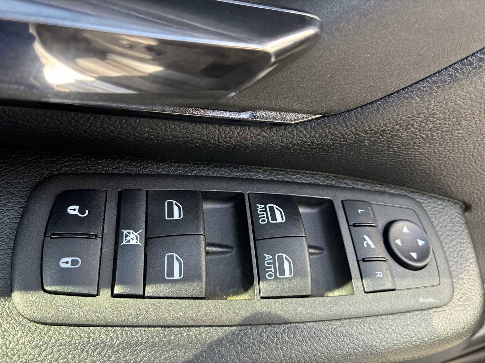 Used 2023 RAM 1500 Big Horn image 15