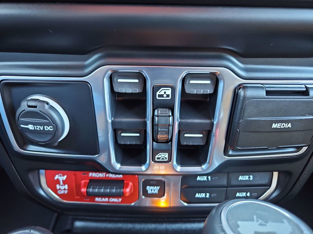 Used 2020 Jeep Wrangler Unlimited Rubicon AWD/4WD image 21