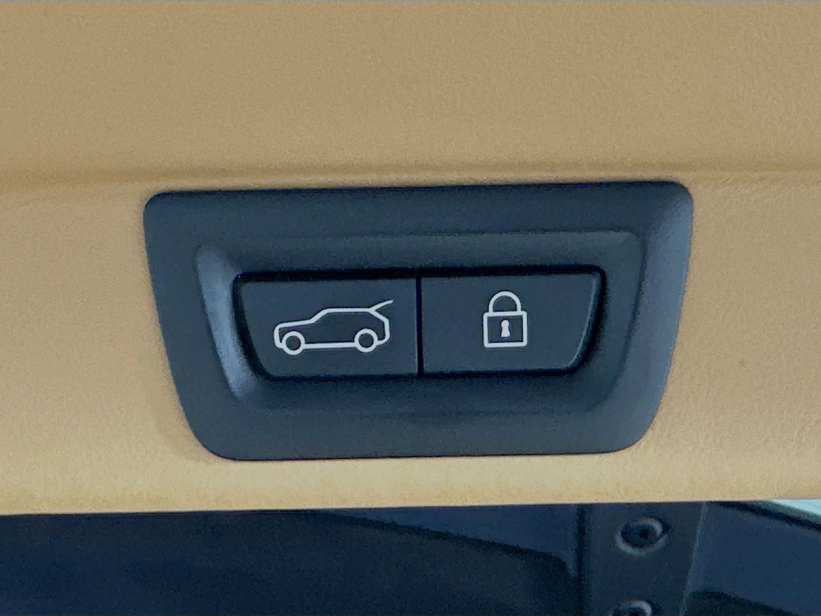 Used 2019 Rolls-Royce Cullinan AWD/4WD image 43