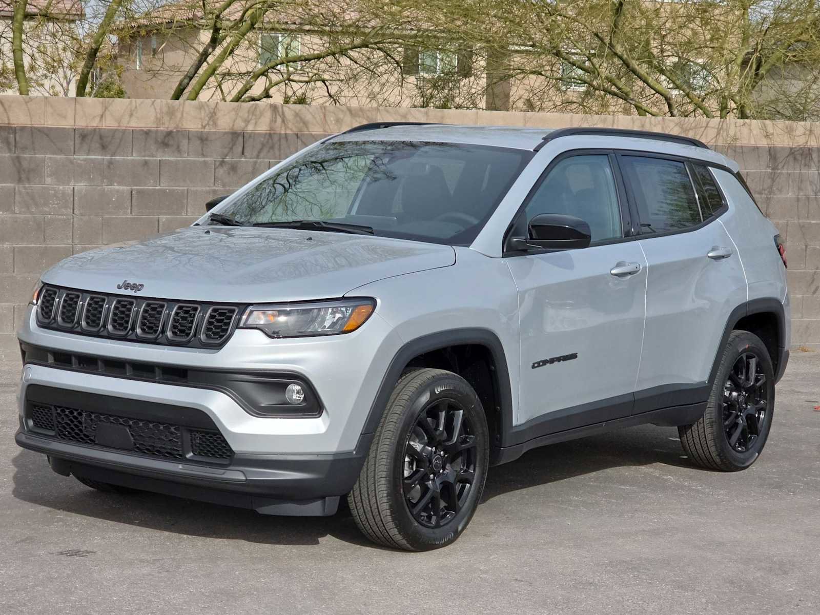 New 2026 Jeep Compass Latitude AWD/4WD image 4